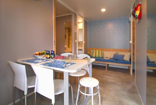 Gallery image of Girasole Eco Family Village in Marina Palmense