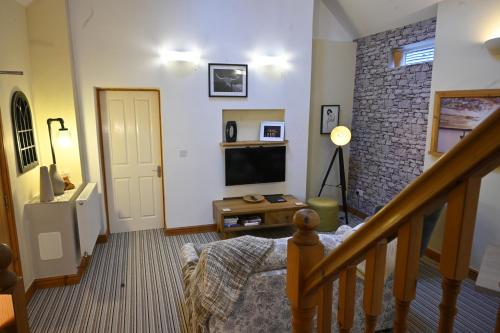 Μια τηλεόραση ή/και κέντρο ψυχαγωγίας στο The Little Pheasant Apartment Ironbridge Gorge