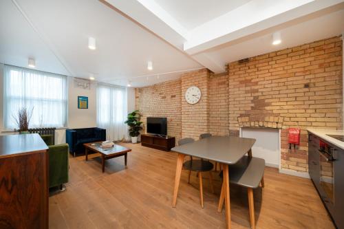 Crashpads Shoreditch Apartments - The Club Row Collection photo 86