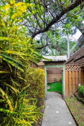 Taman di luar Songyuan 68 Villa