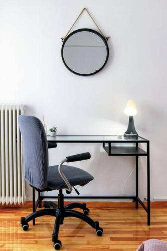 Renovated Central Apt-3min from Metro Station
