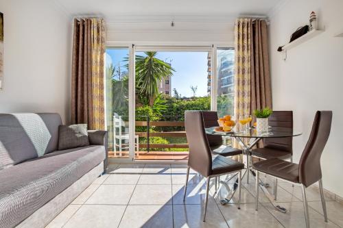 Sol Montemar 10 by IVI Real Estate