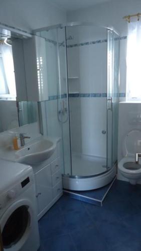 Gallery image of Apartments Tomi in Novalja