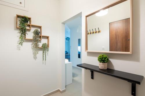Theia 1-Bedroom Apartment in Athens