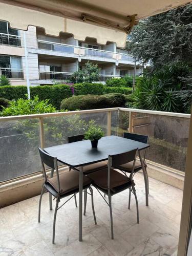Studio proche plage et vieil Antibes + Parking photo 15