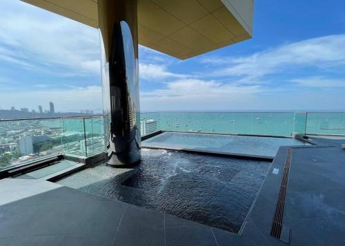 Fotografie z fotogalerie ubytování Edge Central Pattaya 2 bedroom sea view room v destinaci Pattaya Central