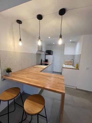 Studio proche plage et vieil Antibes + Parking photo 5