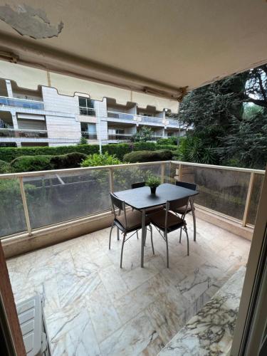 Studio proche plage et vieil Antibes + Parking photo 7
