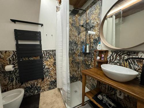 Venus Two-Floored Stylish Apartment in the City Center photo 4