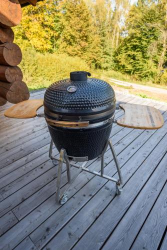 Barbacoa disponible para clientes en la casa o chalet