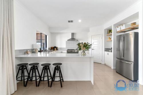 Una cocina o cocineta en Casa Cumpari in Wannanup