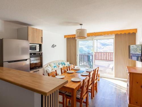 Appartement spacieux 8 pers, Peyragudes, terrasse, parking gratuit, avantages location ski - FR-1-695-44