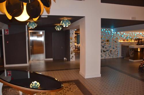 Galería fotográfica de Hotel Brisamar Suites en Comarruga