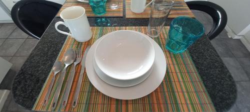 Gambar di galeri bagi 703 High Tide, Holiday Apartment, Main Beach, Amanzimtoti di Amanzimtoti