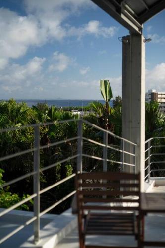 Μπαλκόνι ή βεράντα στο Villa forest and beach ONNA