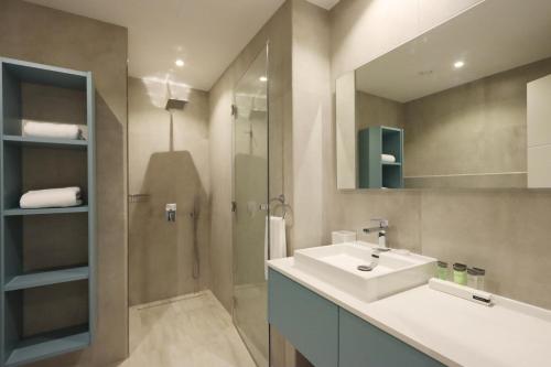 Koupelna v ubytování Livbnb - 5 BR Sea View Penthouse w/ Private Pool