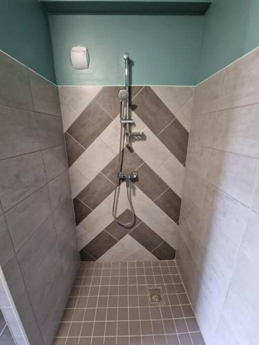 Un baño de Logement 4 pièces Étang St Paul