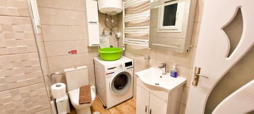 Billede fra billedgalleriet på Apollo 4 - Luxury Apartment (City Center Studio) i Kateríni