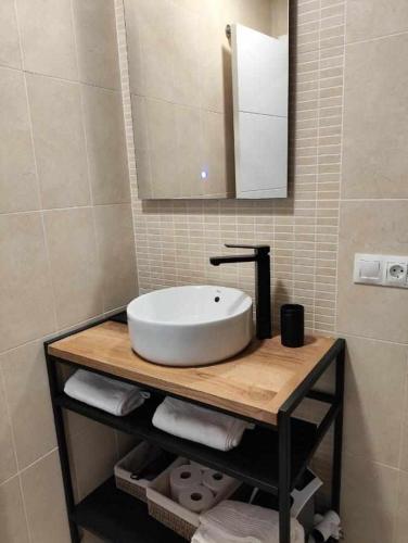 Apartamento dos aceras
