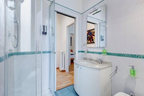 Ένα μπάνιο στο Clemente XII Al Quirinale House