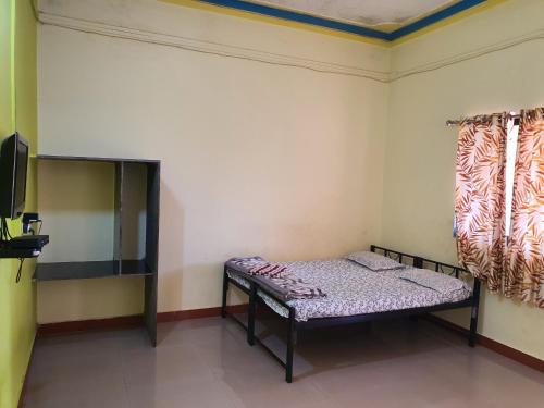 Легло или легла в стая в Kshudha-Shanti Homestay (MTDC-Approved)