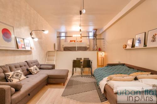 Posezení v ubytování 33 - Flat Av des Champs-Élysées