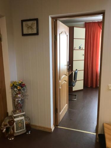 Gambar di galeri bagi Budzet room 5 minutes from the airport Riga di Rīga