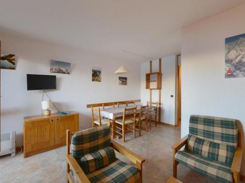 Appartement 2 pièces rénové avec balcon et casier à ski au cœur de Montchavin