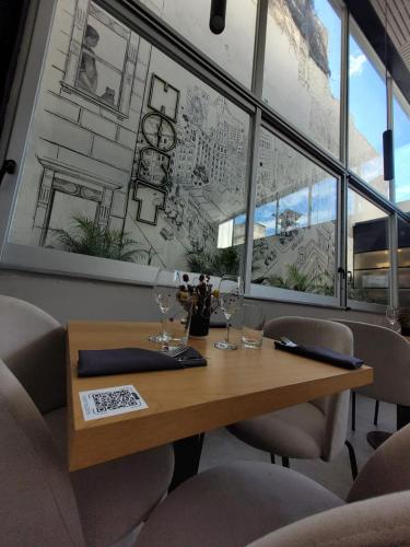 Χώρος καθιστικού στο Days Inn & Suites by Wyndham La Plata