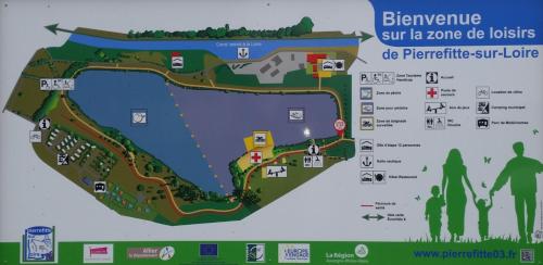 Fotografie z fotogalerie ubytování Maison de charme 3 chambres v destinaci Saligny-sur-Roudon