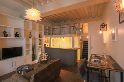 Photo de la galerie de l'établissement Le Marais - Charlot - Appartement de caractere, à Paris