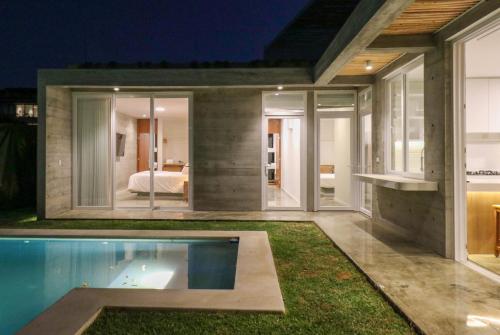 Πισίνα στο ή κοντά στο Modern 4BR Villa with Private Pool in Paracas