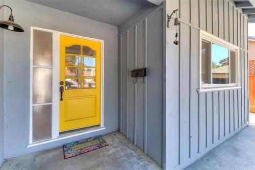 T7 Canoga Park View t7