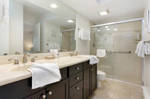 a bathroom with a sink and a shower at Vantage Point 403 in Vail