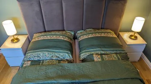 3 ROOMS - Zimmervermietung nähe Flughafen BER - gratis WLAN, Parken & Netflix photo 12