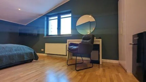 3 ROOMS - Zimmervermietung nähe Flughafen BER - gratis WLAN, Parken & Netflix photo 11
