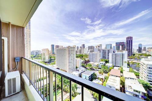 Oahu Royal Garden at Waikiki 1711 condo_2