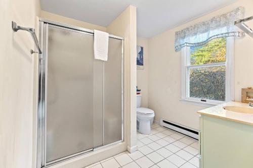 O baie la Bike trail, Tennis Court, Surrounded by nature