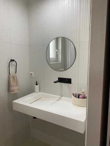 Ảnh trong thư viện ảnh của Maison spacieuse au calme proche Colmar avec piscine ở Niederentzen