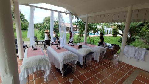 Hotel Campestre Mastrantoにあるバルコニーまたはテラス