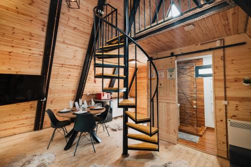 Fotografie z fotogalerie ubytování Campulung Chalets v destinaci Bughea de Sus
