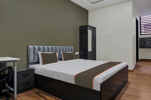 Ένα ή περισσότερα κρεβάτια σε δωμάτιο στο Hotel Grey Stone