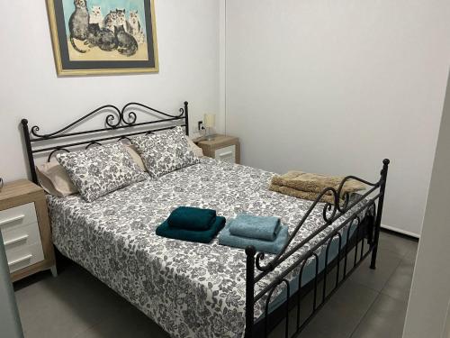 A bed or beds in a room at Valentino Golf II Villamartin