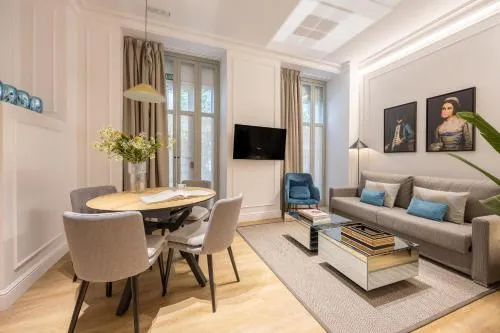 Edmond Vibes Puerta del Sol Suites photo 14