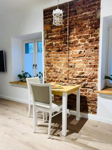 TV a/nebo společenská místnost v ubytování Cottage Studio