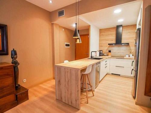 Cuisine ou kitchenette dans l'établissement Sleep & Stay Apartamento de lujo