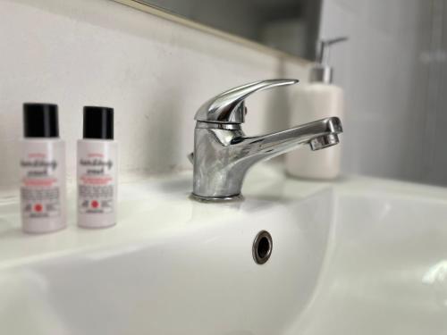 Billede fra billedgalleriet på Suite Jason - Check in h24 - Wifi i Villeurbanne