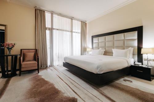 Cama o camas de una habitación en Paris Hotel Yerevan
