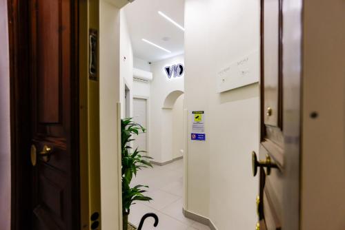 V10 GUEST HOUSE - Vanvitelli 10