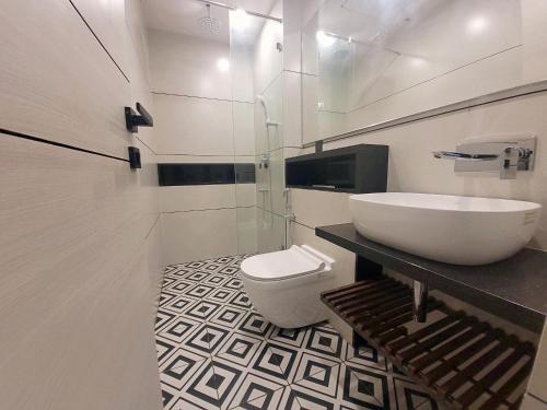 Ванная комната в Skon Baga Bliss Hotel by Orion Hotels